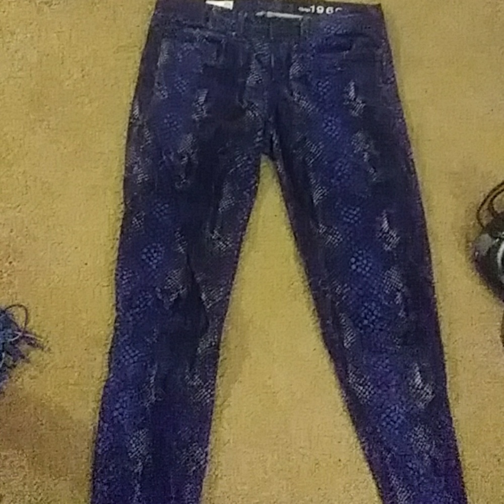 Skinny jeans